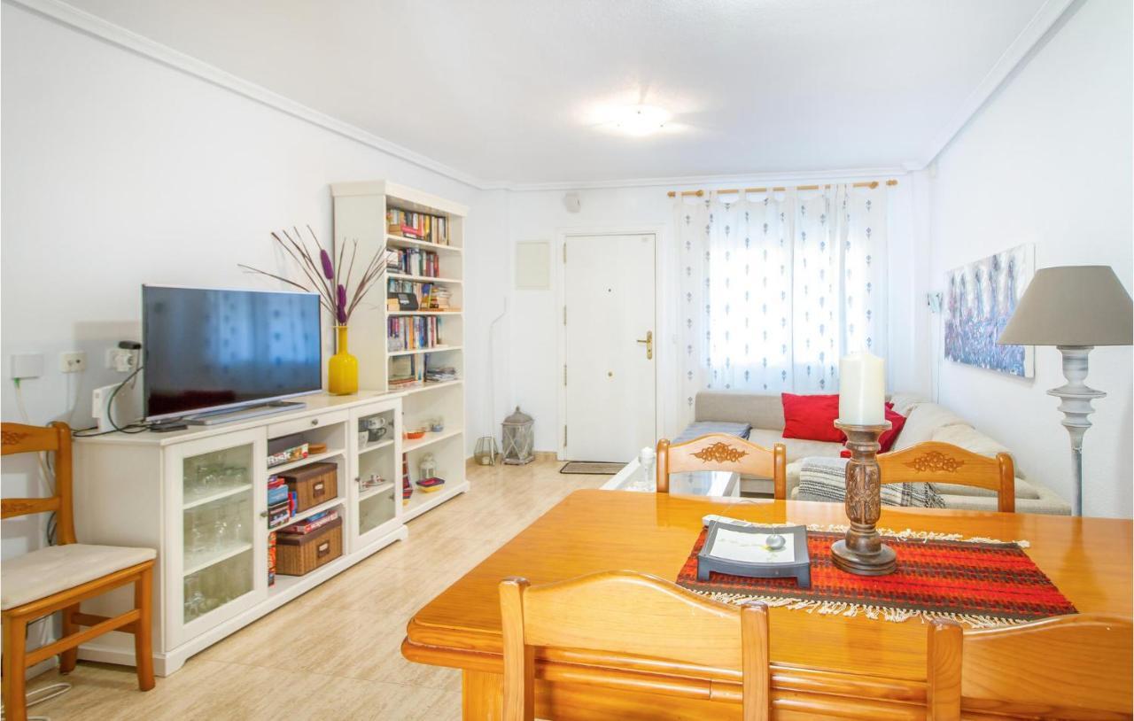 4 Bedroom Cozy Home In Pilar De La Horadada Exterior photo