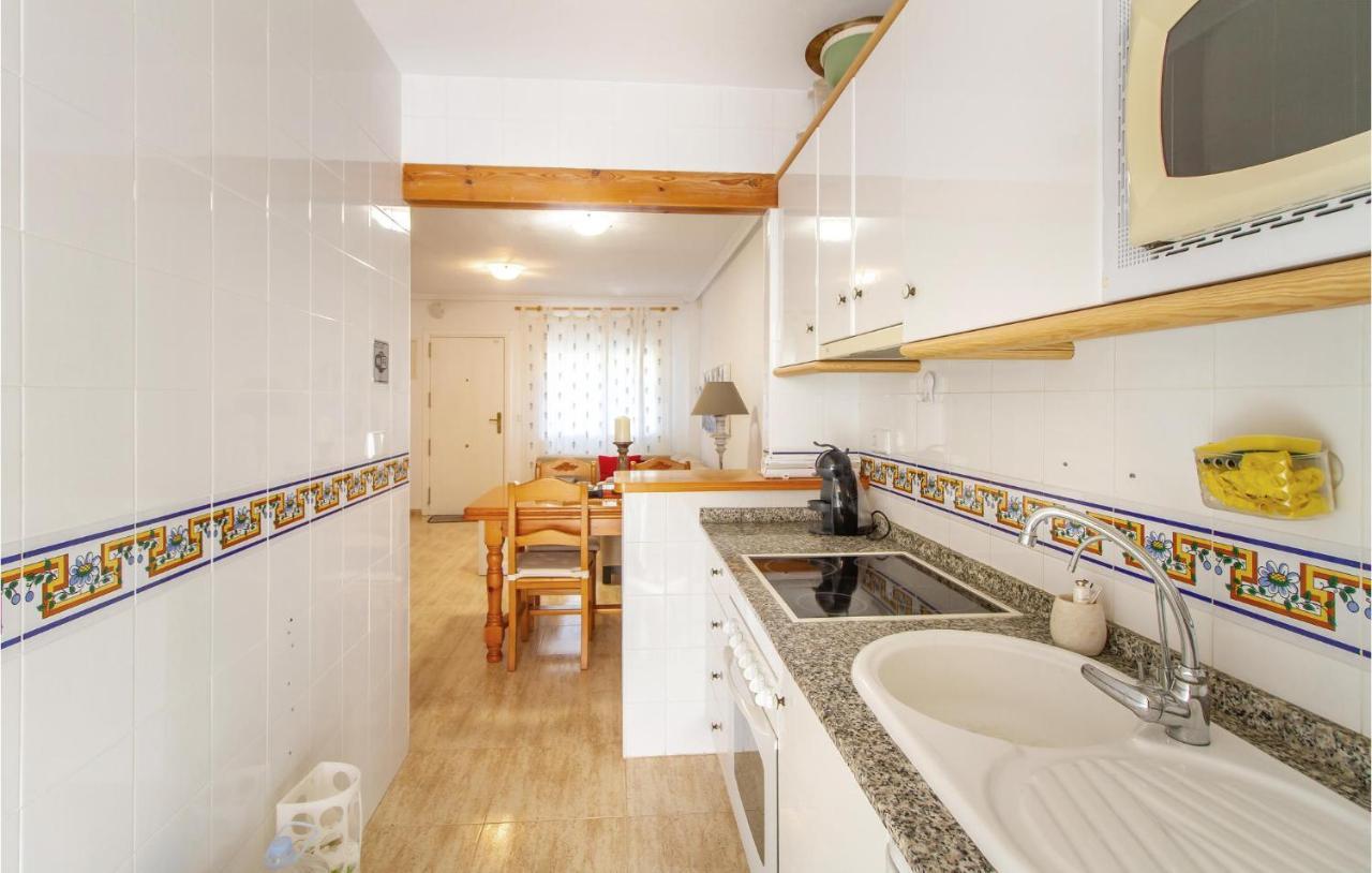 4 Bedroom Cozy Home In Pilar De La Horadada Exterior photo